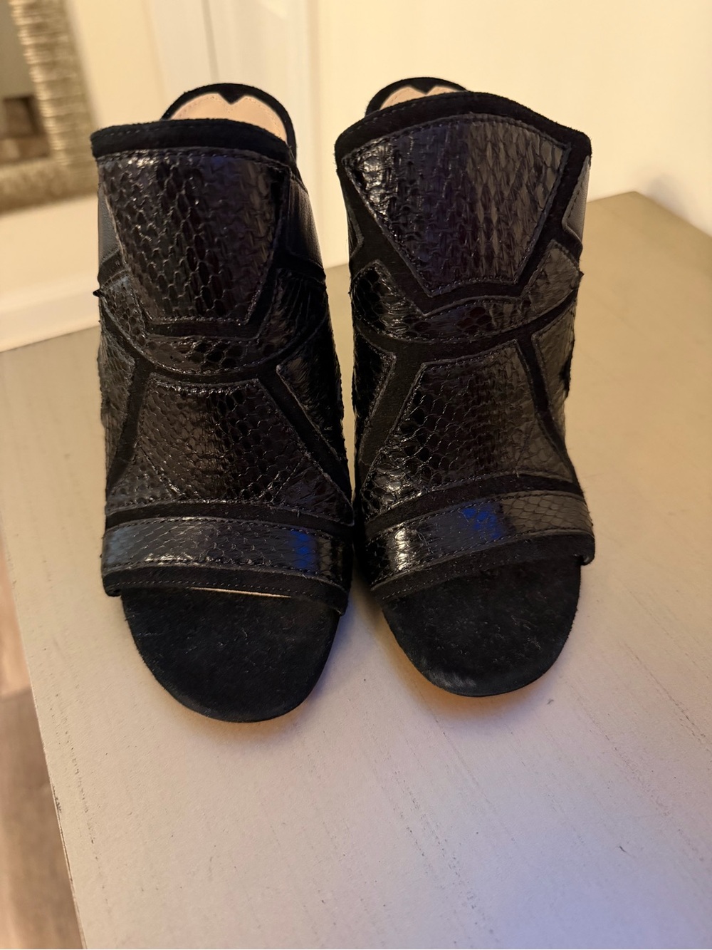 Via Spiga Black Open-Toe Textured Mule Heels